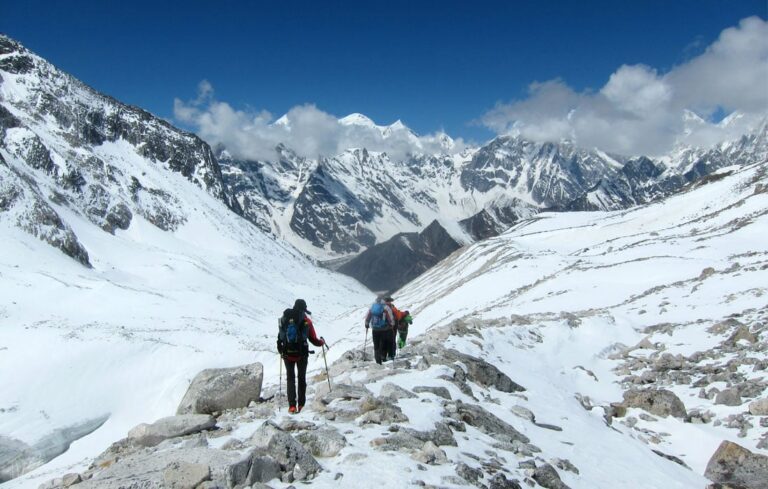 Curated Travel 33 trekking-routes-in-nepal.jpg2Gd